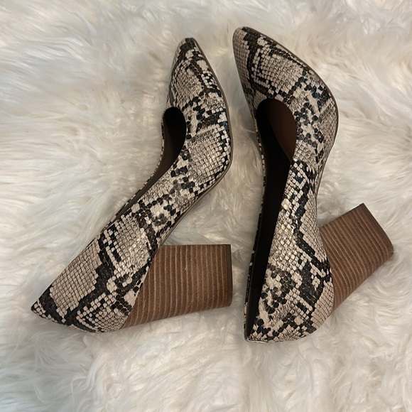 Crown Vintage Snakeskin Heels - Picture 2 of 4